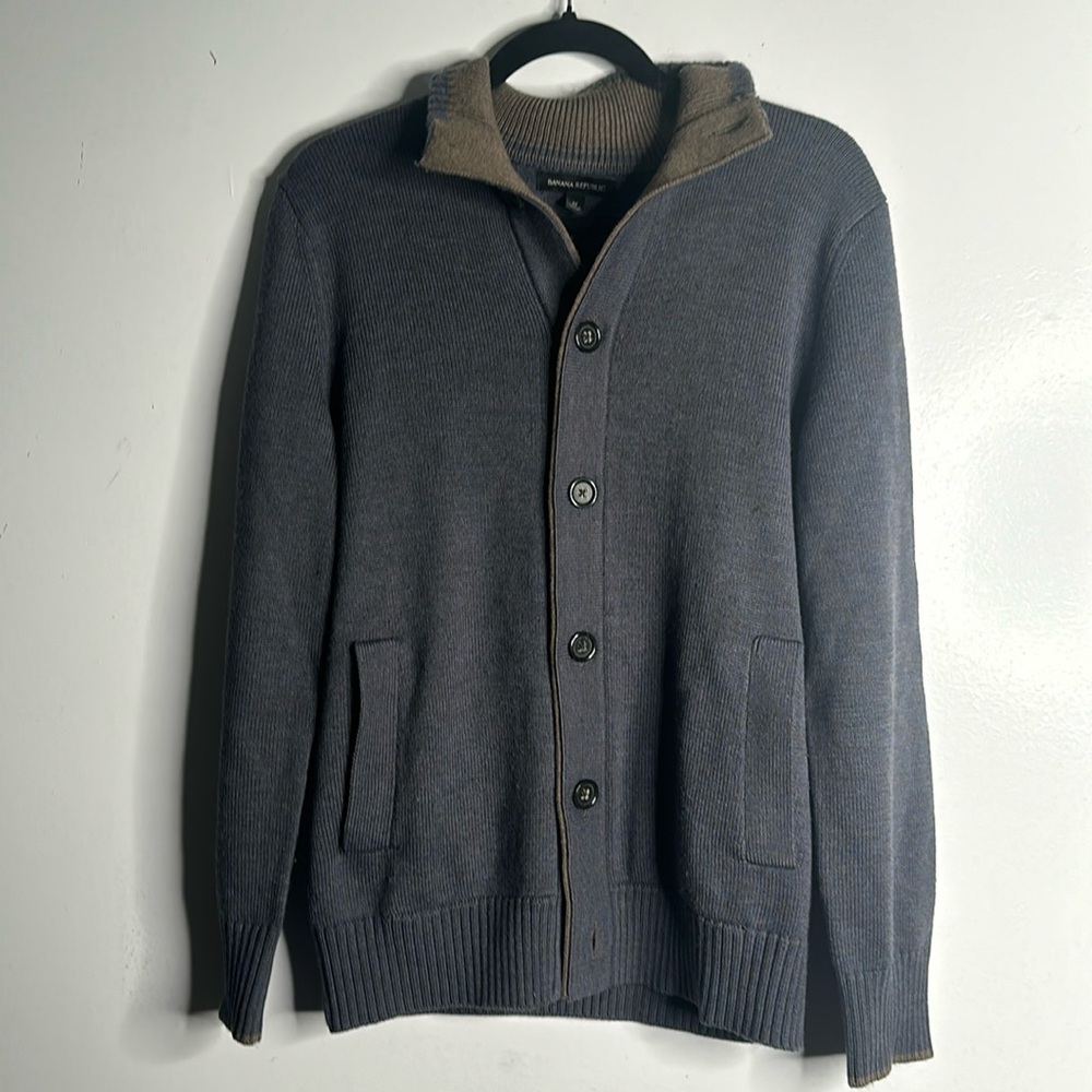 Banana Republic extra fine Marino wool sweater cardigan size medium